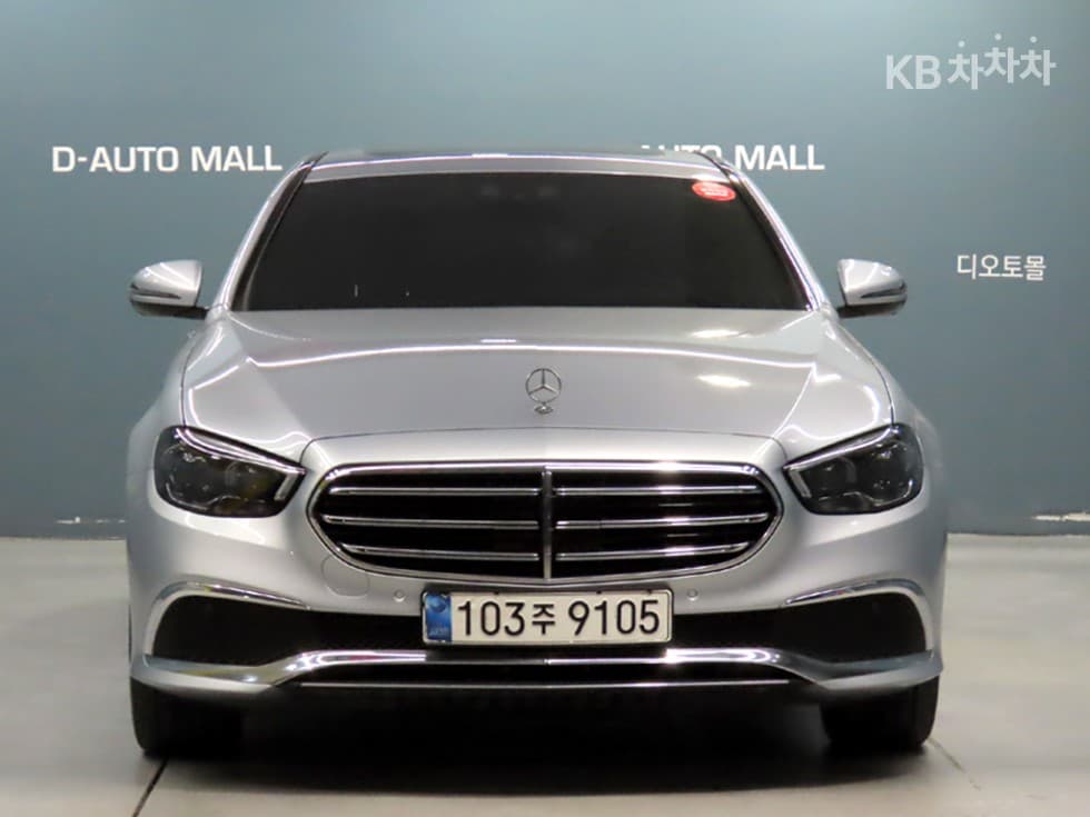 Mercedes-Benz E-Class (W213)E250 Exclusive - 2