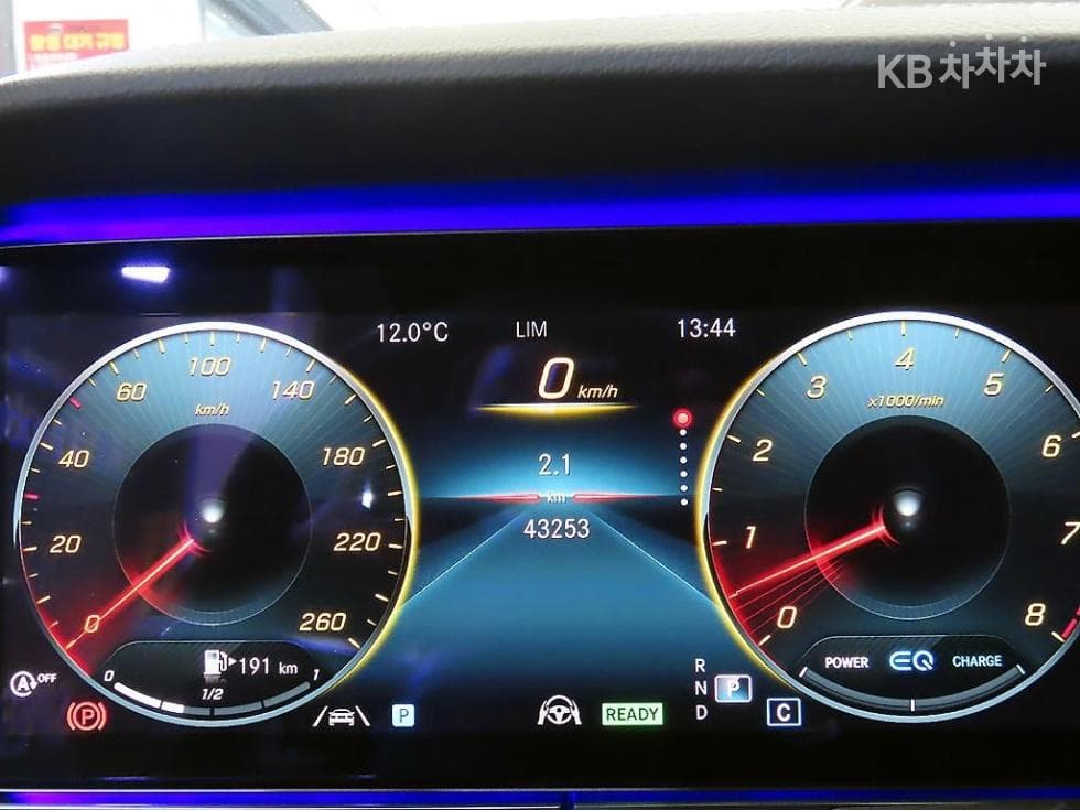 Mercedes-Benz E-Клас (W213)E450 4MATIC Carbriolet Стандартен - 13