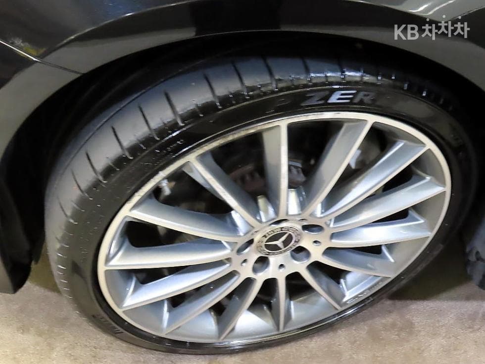 Mercedes-Benz E-Клас (W213)E450 4MATIC Carbriolet Стандартен - 20
