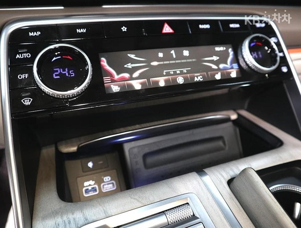 Genesis GV803.5 Turbo Gasoline AWD - 11