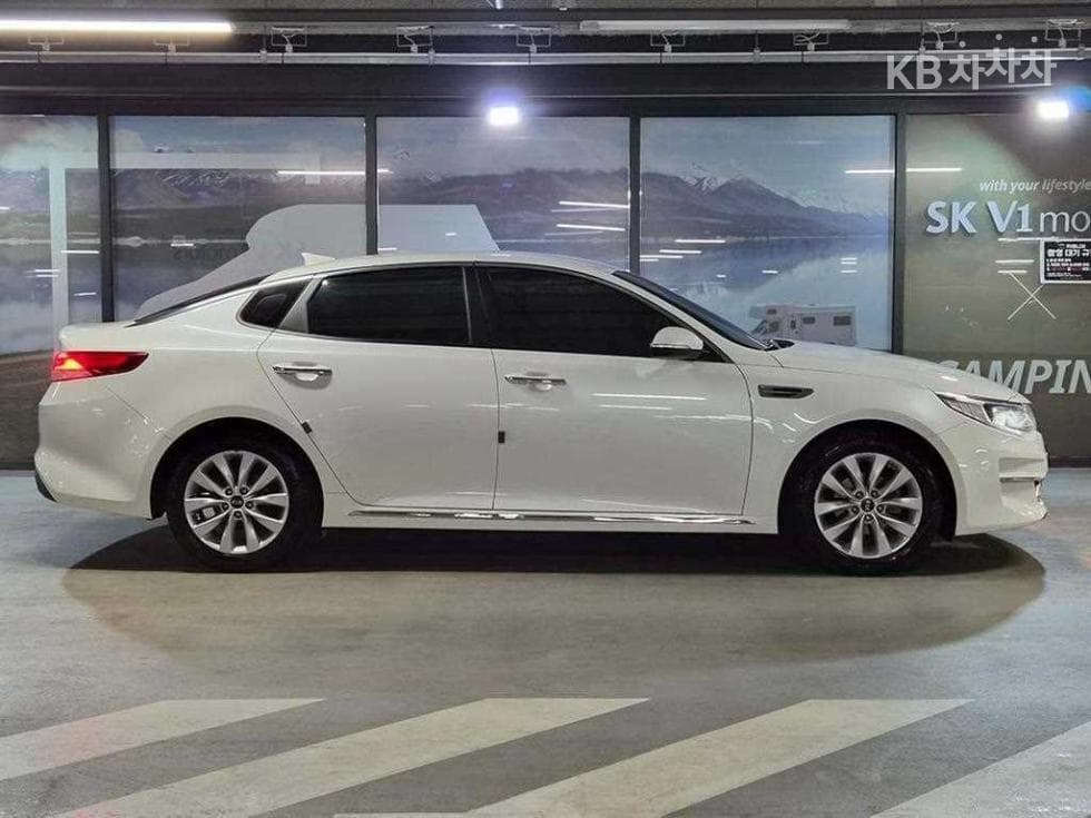 Kia K5 Second generation2.0 Gasoline MX Prestige - 3