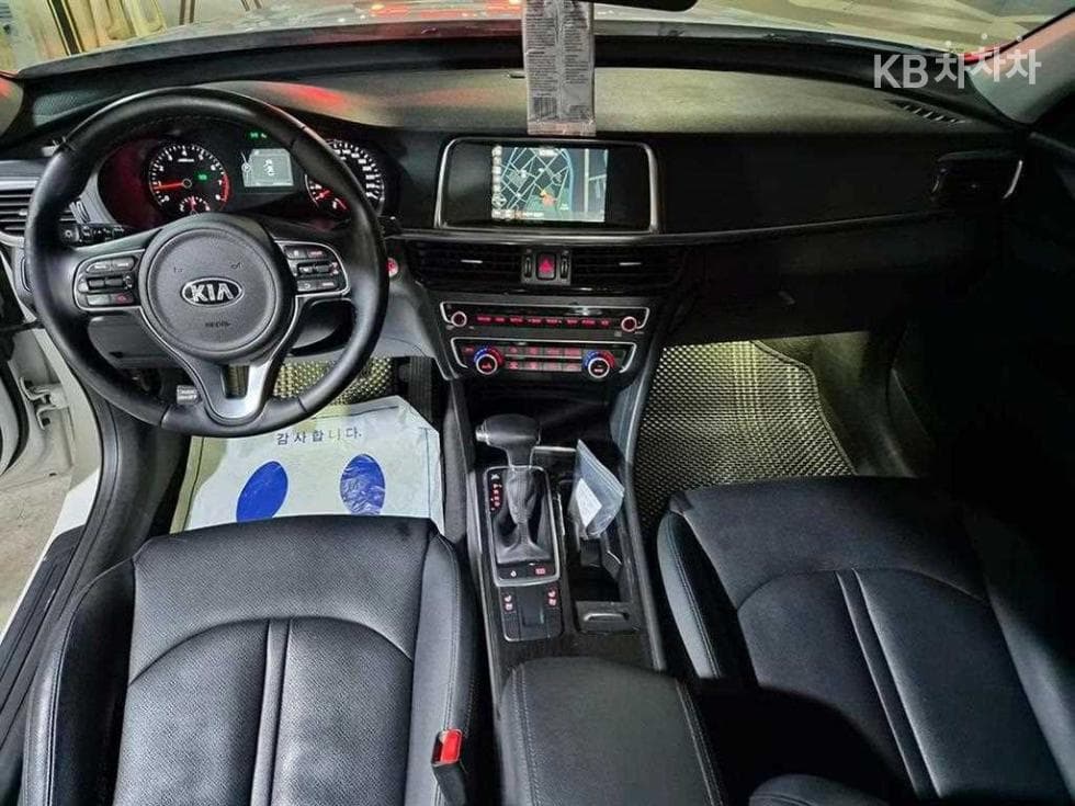 Kia K5 Second generation2.0 Gasoline MX Prestige - 10