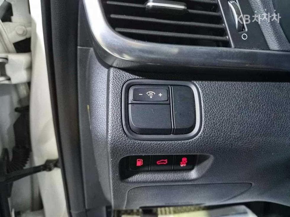 Kia K5 Second generation2.0 Gasoline MX Prestige - 13