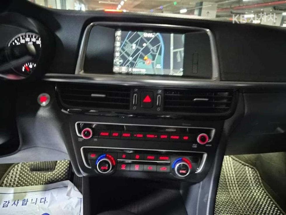 Kia K5 Second generation2.0 Gasoline MX Prestige - 14