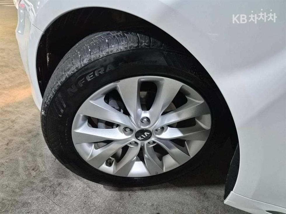 Kia K5 Second generation2.0 Gasoline MX Prestige - 20