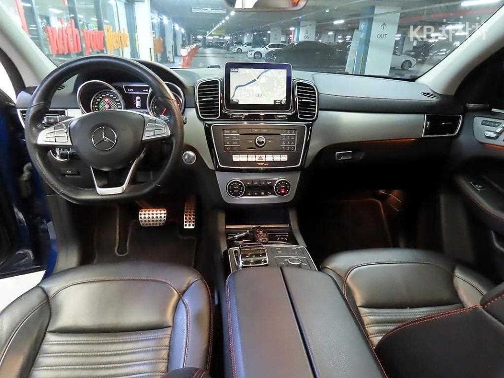 Mercedes-Benz GLE(W166)350 d 4Matic Coupe - 10