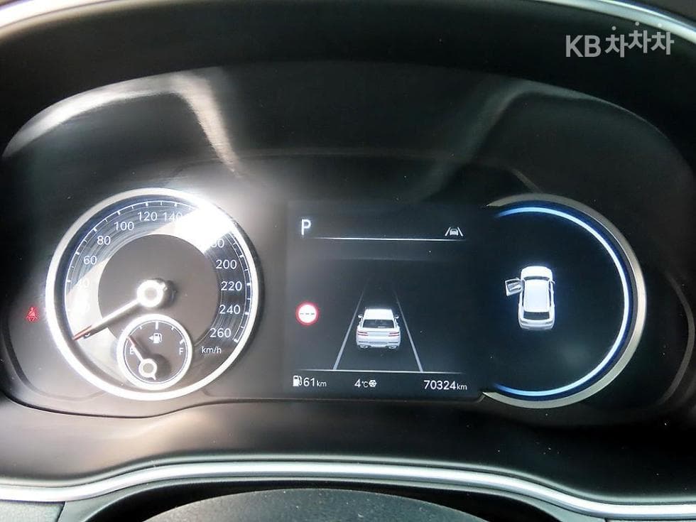 Genesis GV802.5 Turbo Gasoline AWD - 9
