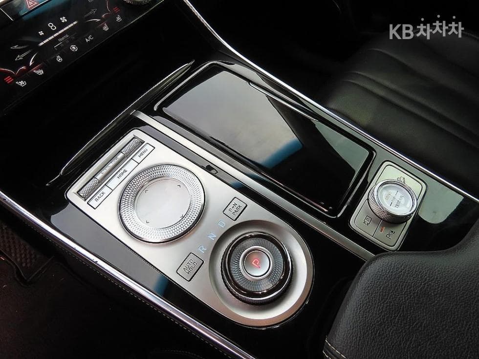 Genesis GV802.5 Turbo Gasoline AWD - 11