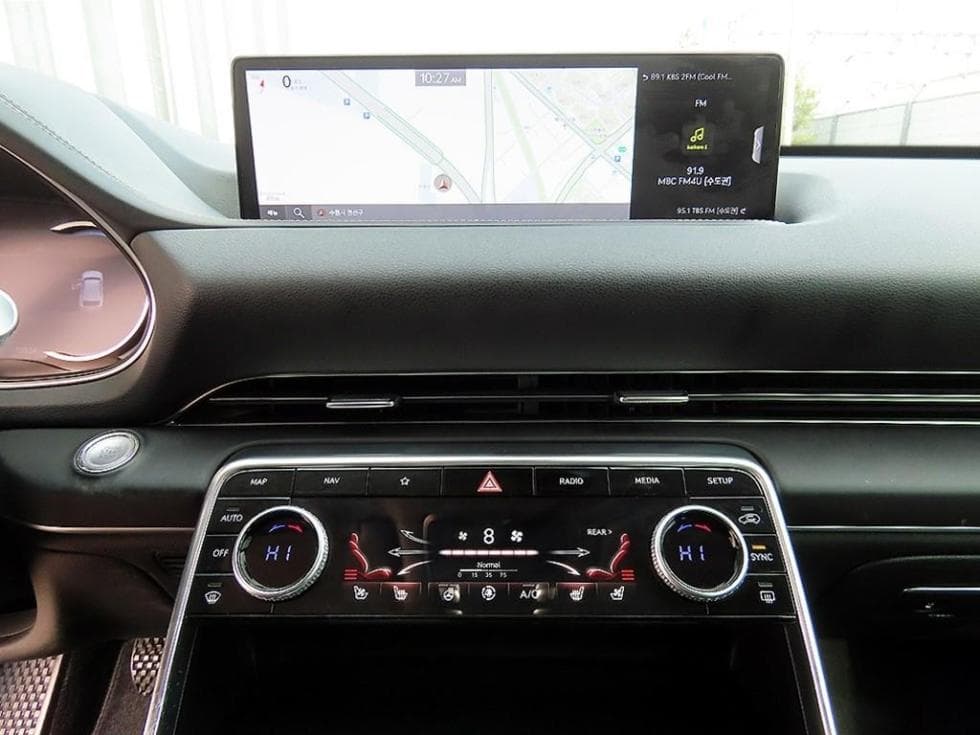 Genesis GV802.5 Turbo Gasoline AWD - 13