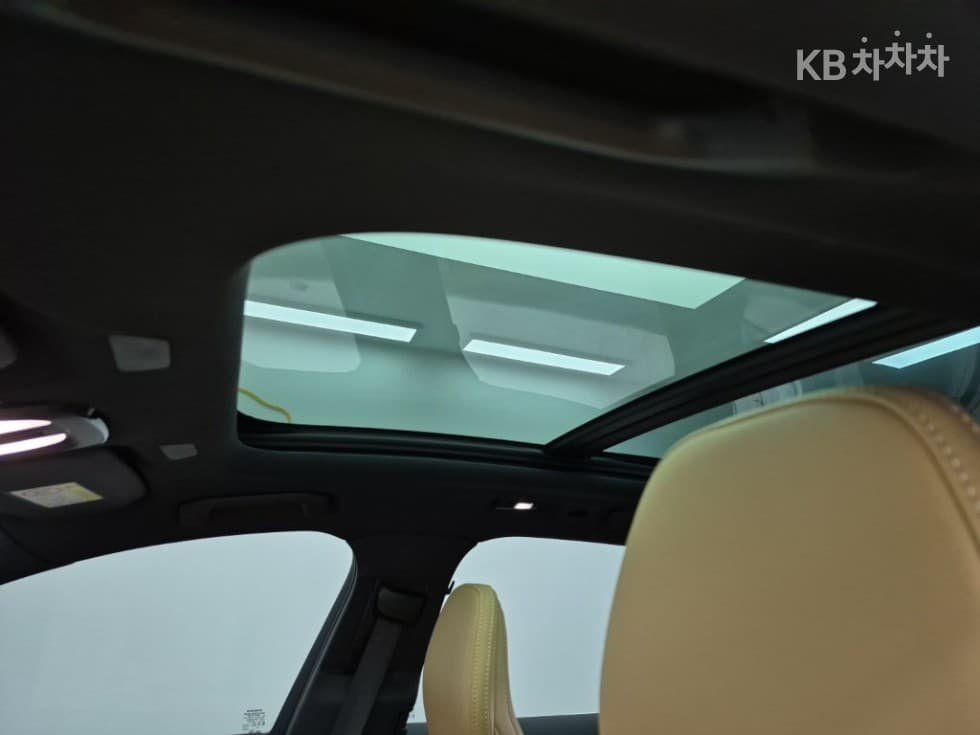 Volvo XC60 Second generationB5 Ultra Bright - 13
