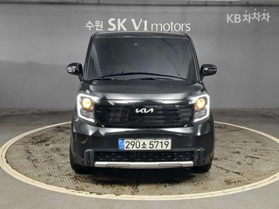 Kia The New (facelift) Kia Ray (van) 1.0 Gasoline Signature - Image 1