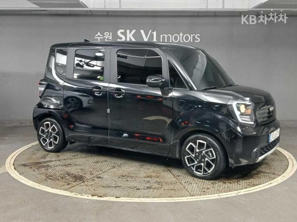 Kia The New (facelift) Kia Ray (van)1.0 Gasoline Signature - 3