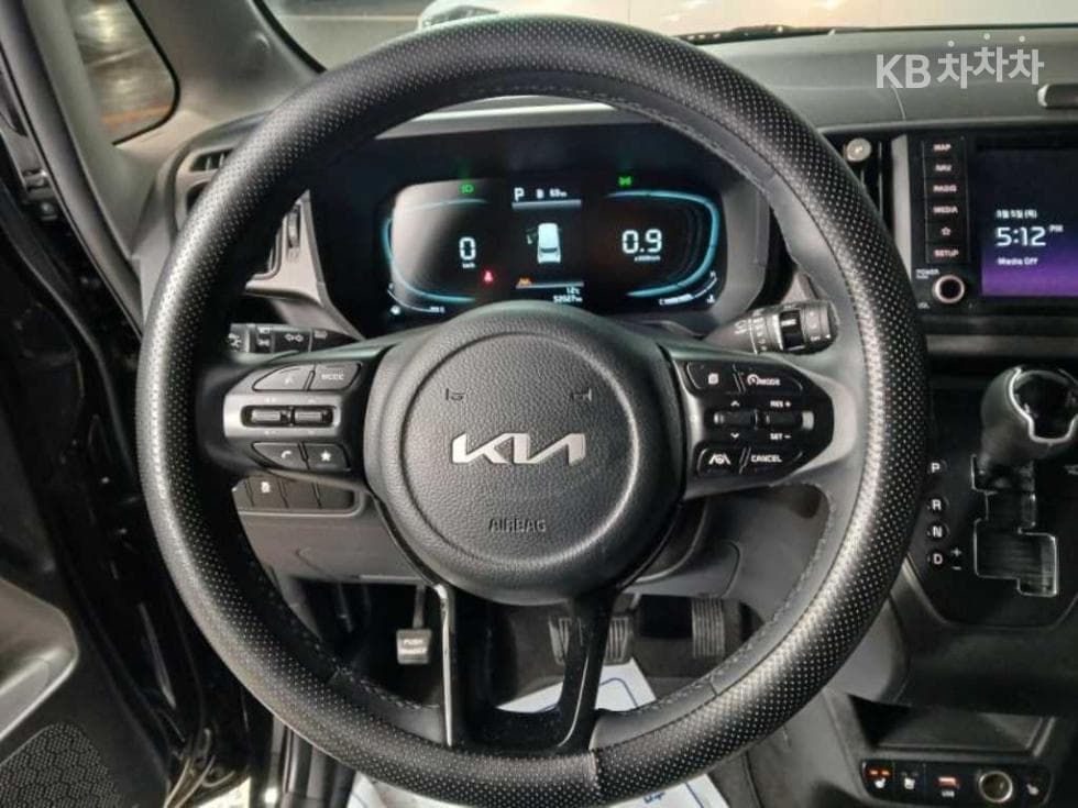 Kia The New (facelift) Kia Ray (van)1.0 Gasoline Signature - 8