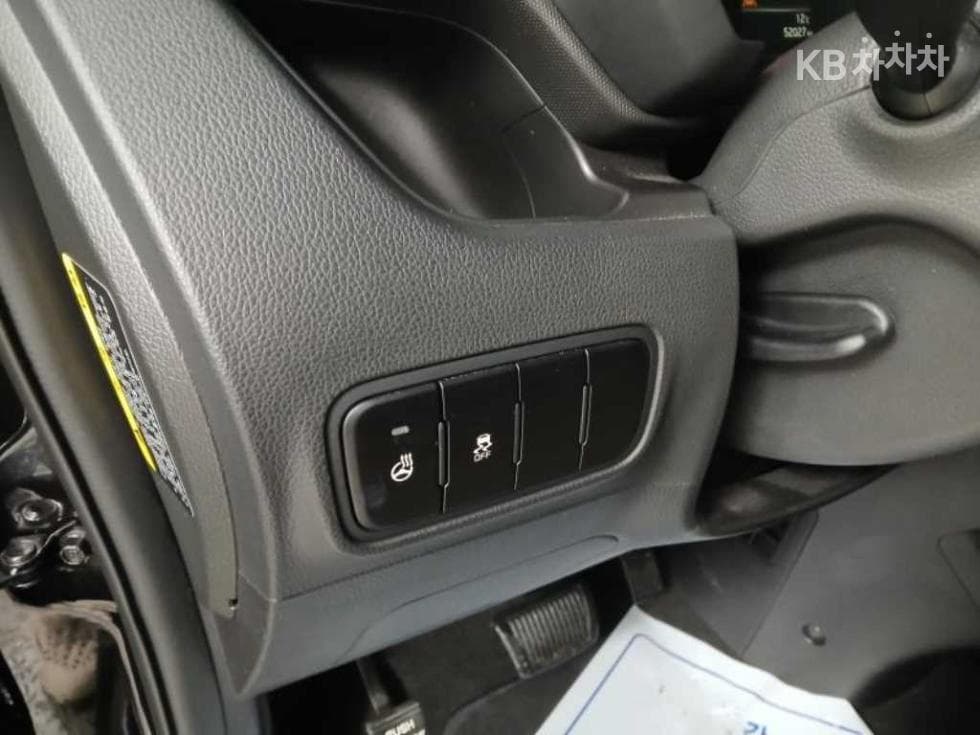 Kia The New (facelift) Kia Ray (van)1.0 Gasoline Signature - 11