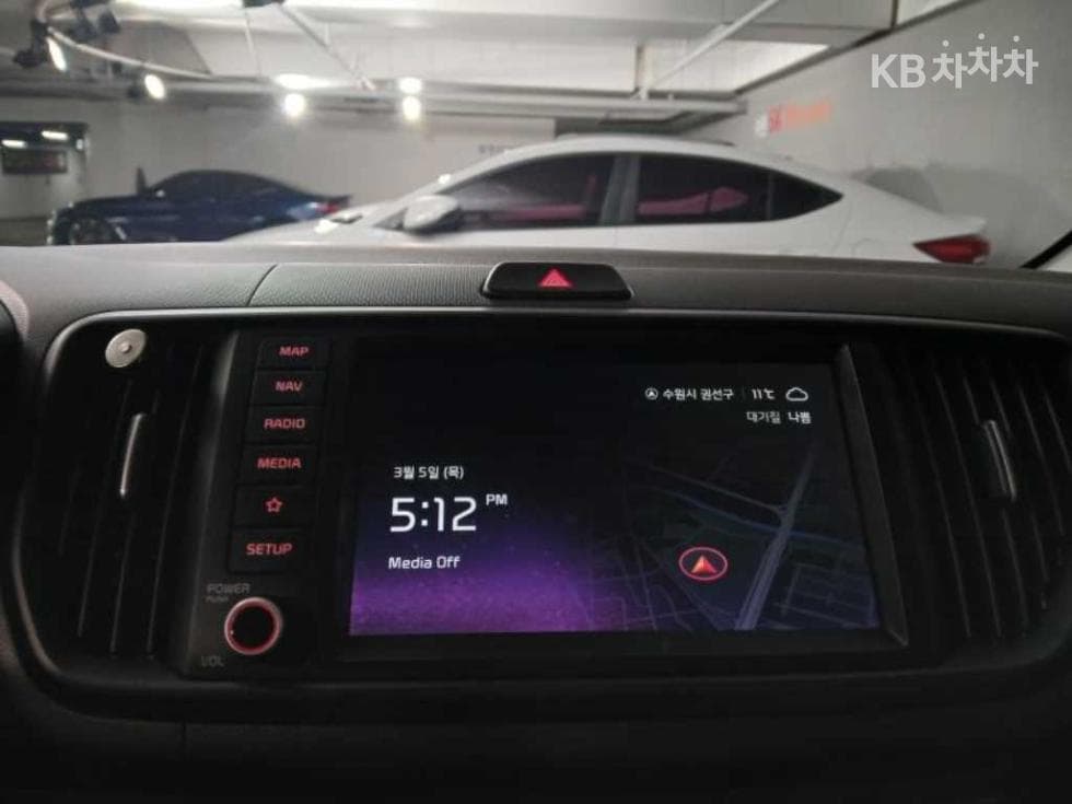 Kia The New (facelift) Kia Ray (van)1.0 Gasoline Signature - 12