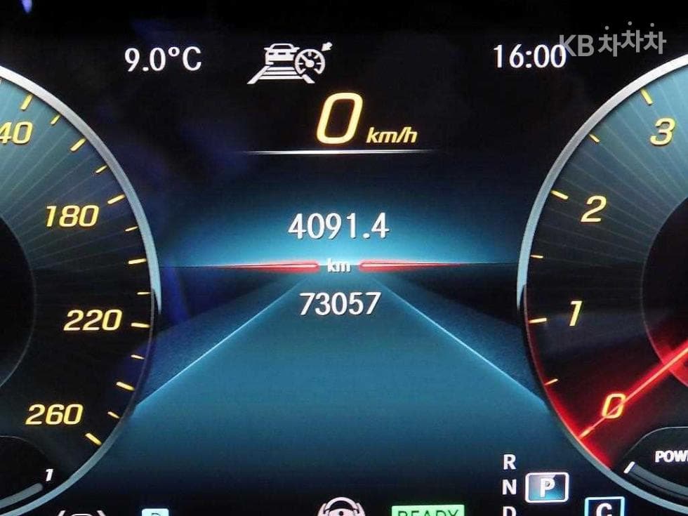 Mercedes-Benz E-Class (W213)E350 4MATIC AMG Line - 9