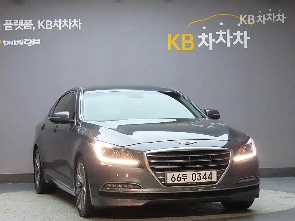 Хюндай ДженезисDHG330 Modern AWD Стандартен - 3