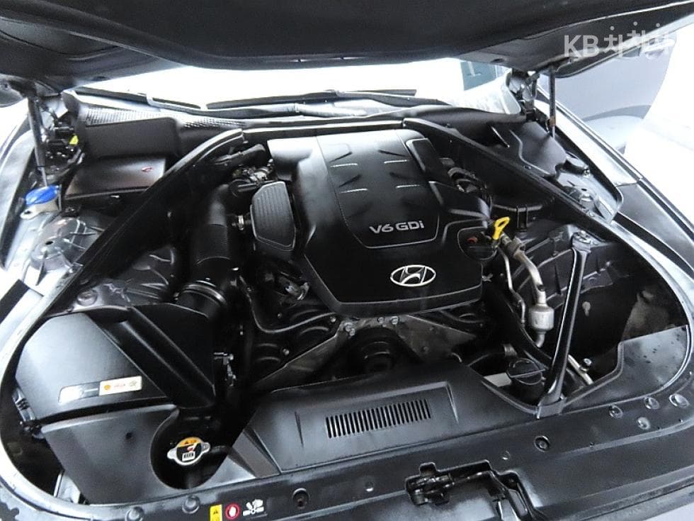 Хюндай ДженезисDHG330 Modern AWD Стандартен - 7