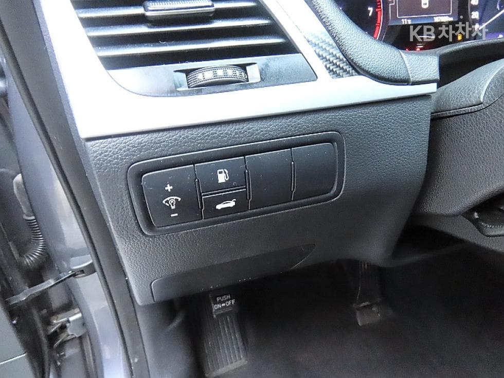 Хюндай ДженезисDHG330 Modern AWD Стандартен - 12