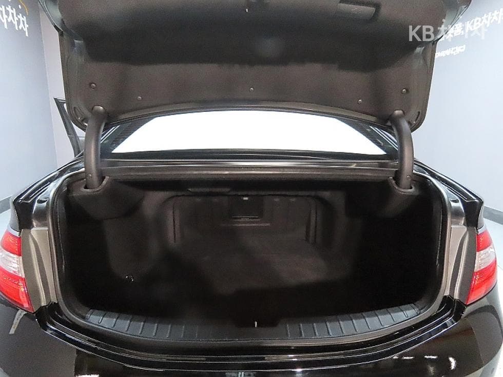 Хюндай Grandeur (Azera)HGHG240 Лукс - 19