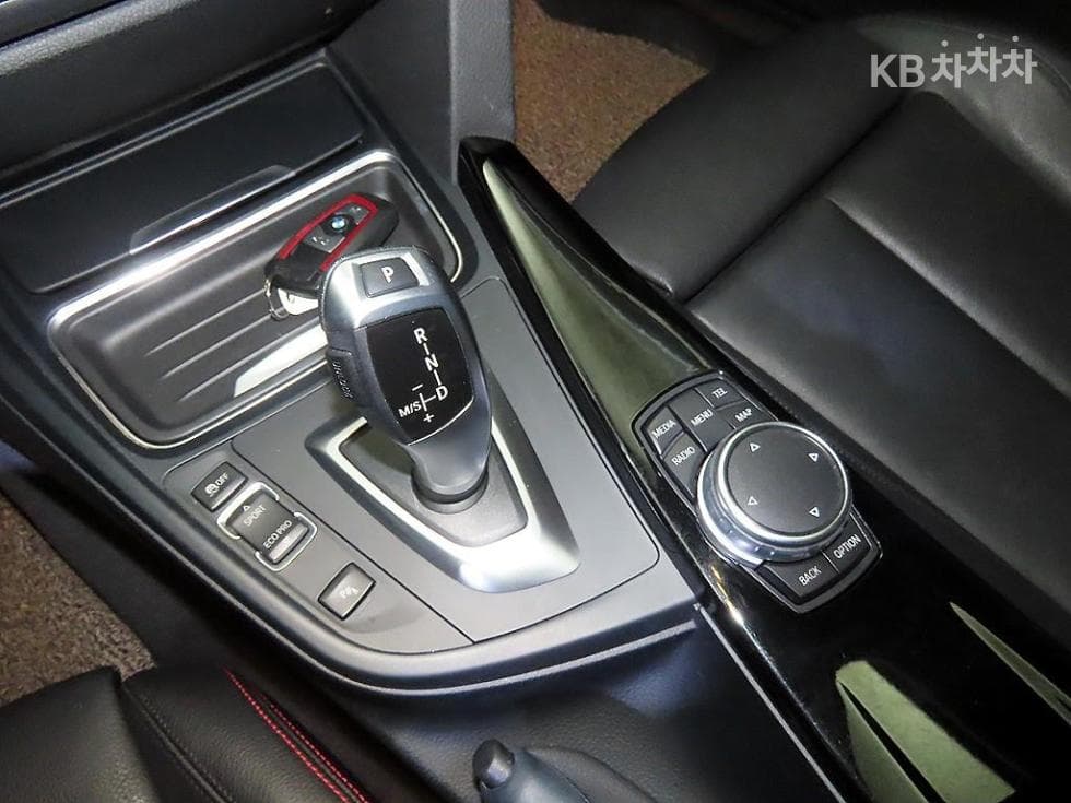 BMW 4시리즈 (F32)420d 그란Coupe F36 xDrive 스포츠 라Seater - 12