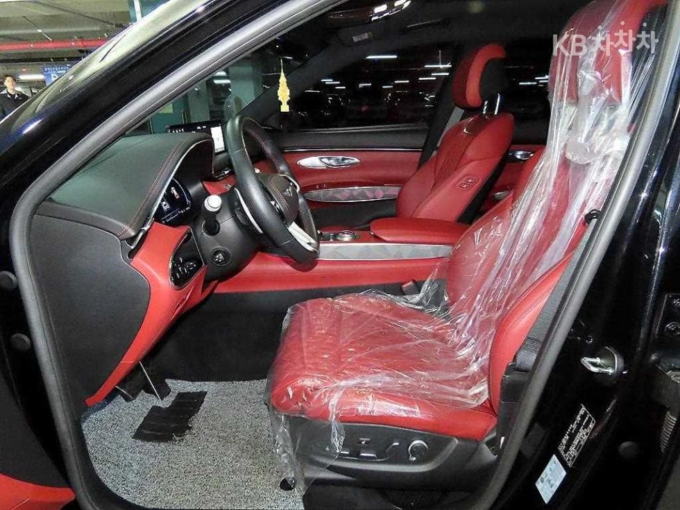 Genesis GV70Gasoline 2.5T AWD - 6