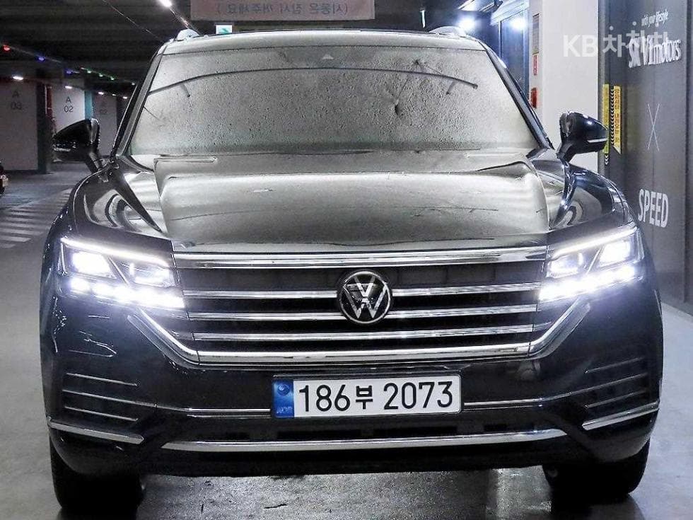 Volkswagen Touareg 3rd Gen3.0 Turbo Diesel Injection Prestige - 2