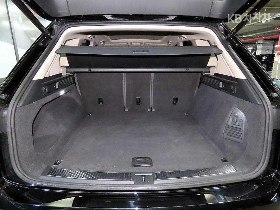 Volkswagen Touareg 3rd Gen3.0 Turbo Diesel Injection Prestige - 16