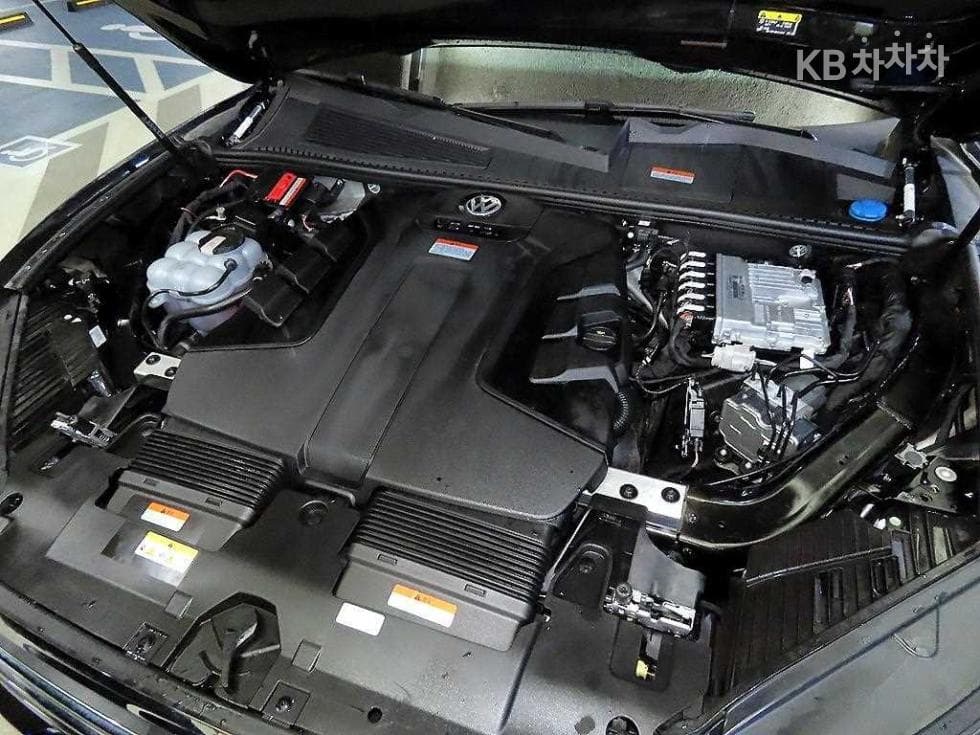 Volkswagen Touareg 3rd Gen3.0 Turbo Diesel Injection Prestige - 19