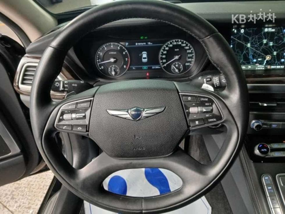Genesis G903.8 GDi AWD Premium Luxury - 8