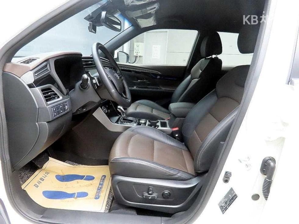 КейДжи Мобилити 뷰티플 코란도1.5 GDi Turbo 4x4 C5 Plus - 5