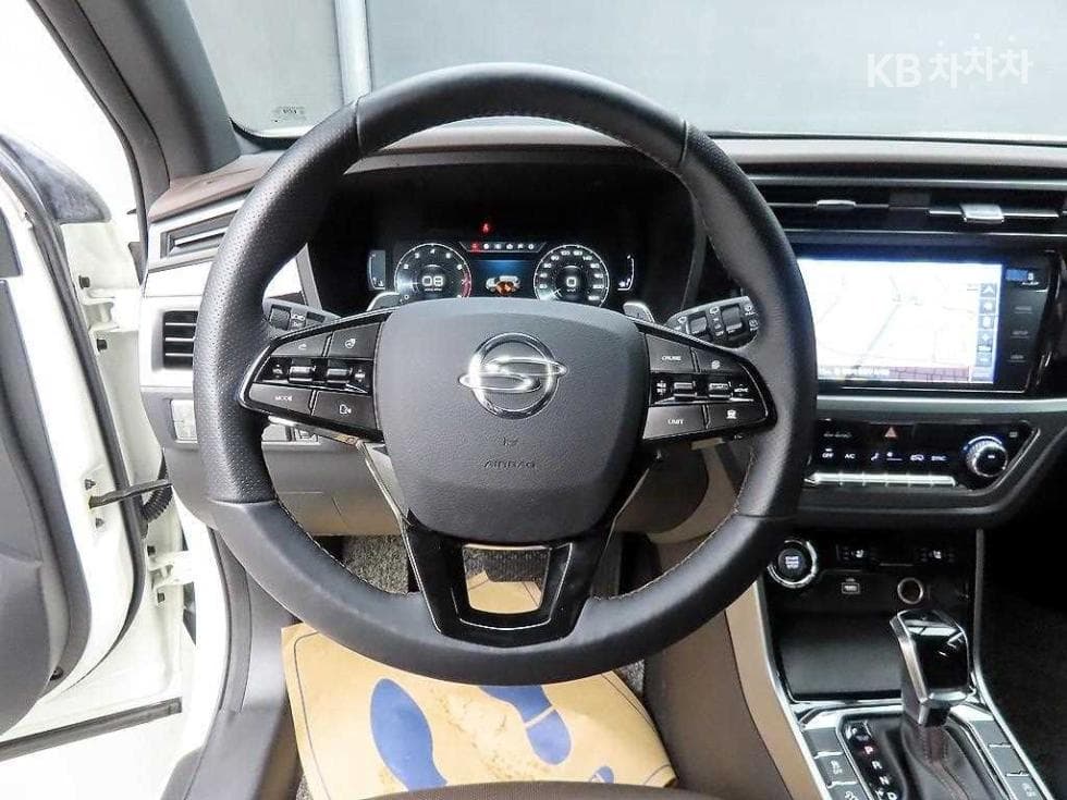 КейДжи Мобилити 뷰티플 코란도1.5 GDi Turbo 4x4 C5 Plus - 9