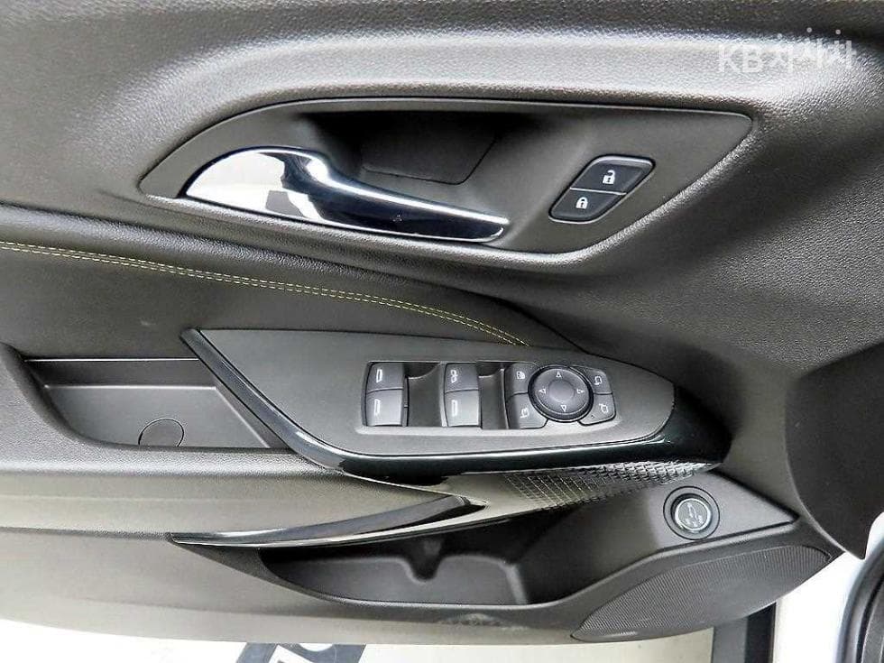 Джи Ем Корея Trax Кросоувър1.2 Бензин 2WD ACTIV - 11