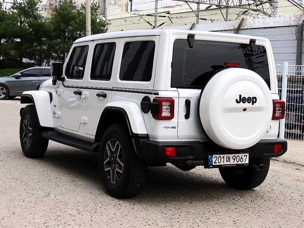 지프 랭글러 (JL)2.0 PHEV 오버랜드 파워Top (Cargo) 4도어 4Xe Standard - 3