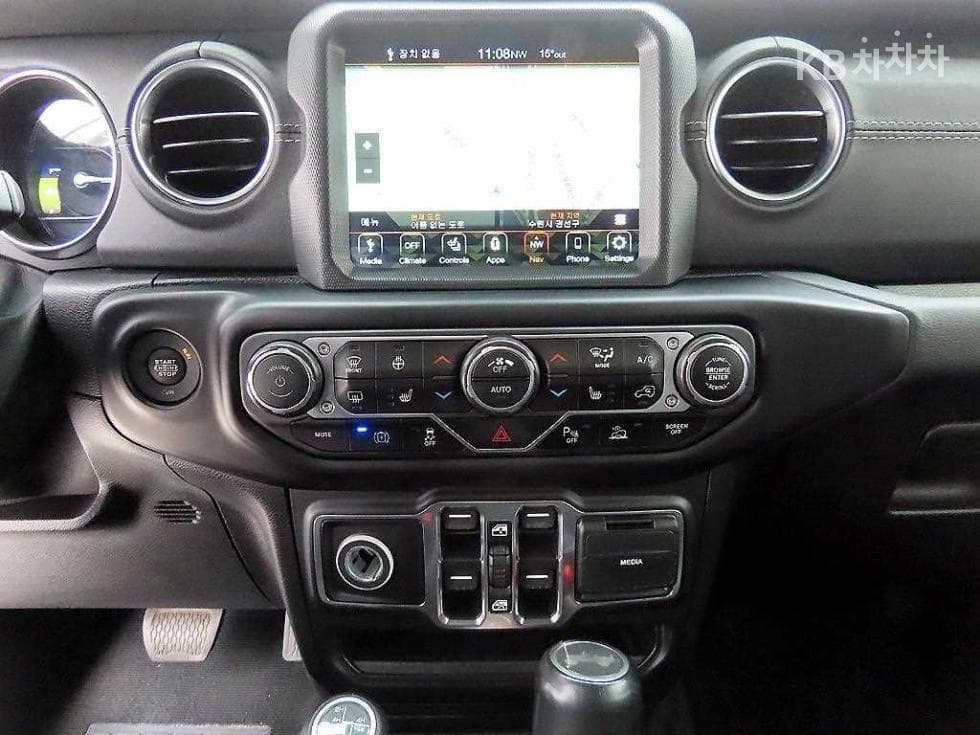 지프 랭글러 (JL)2.0 PHEV 오버랜드 파워Top (Cargo) 4도어 4Xe Standard - 11