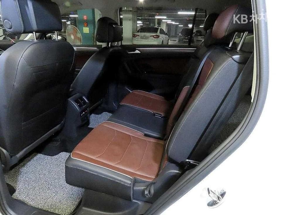 Volkswagen Tiguan Allspace2.0 Turbocharged Stratified Injection (VW) Prestige - 7