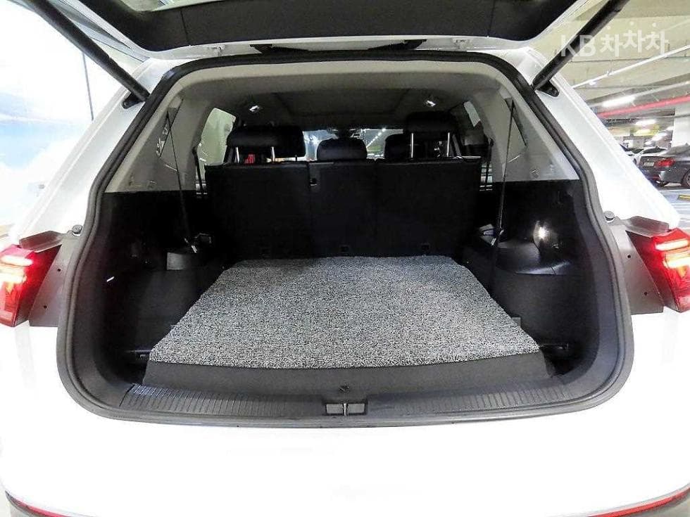 Volkswagen Tiguan Allspace2.0 Turbocharged Stratified Injection (VW) Prestige - 16