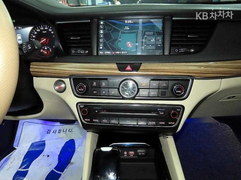 Kia All New K72.4 GDi Limited - 11