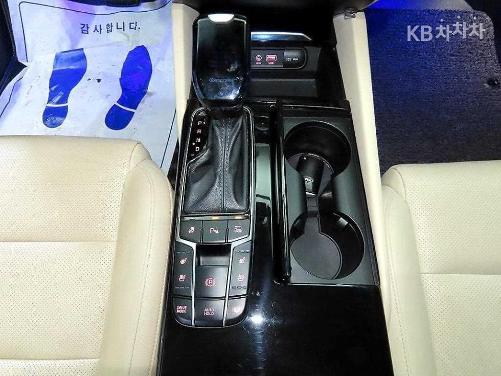 Kia All New K72.4 GDi Limited - 12