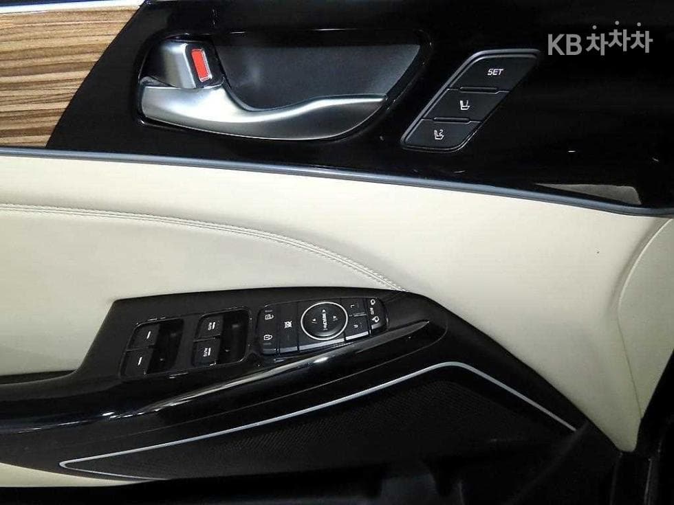 Kia All New K72.4 GDi Limited - 13