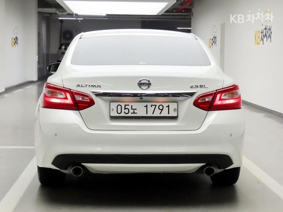 Nissan 알티마2.5 - 3