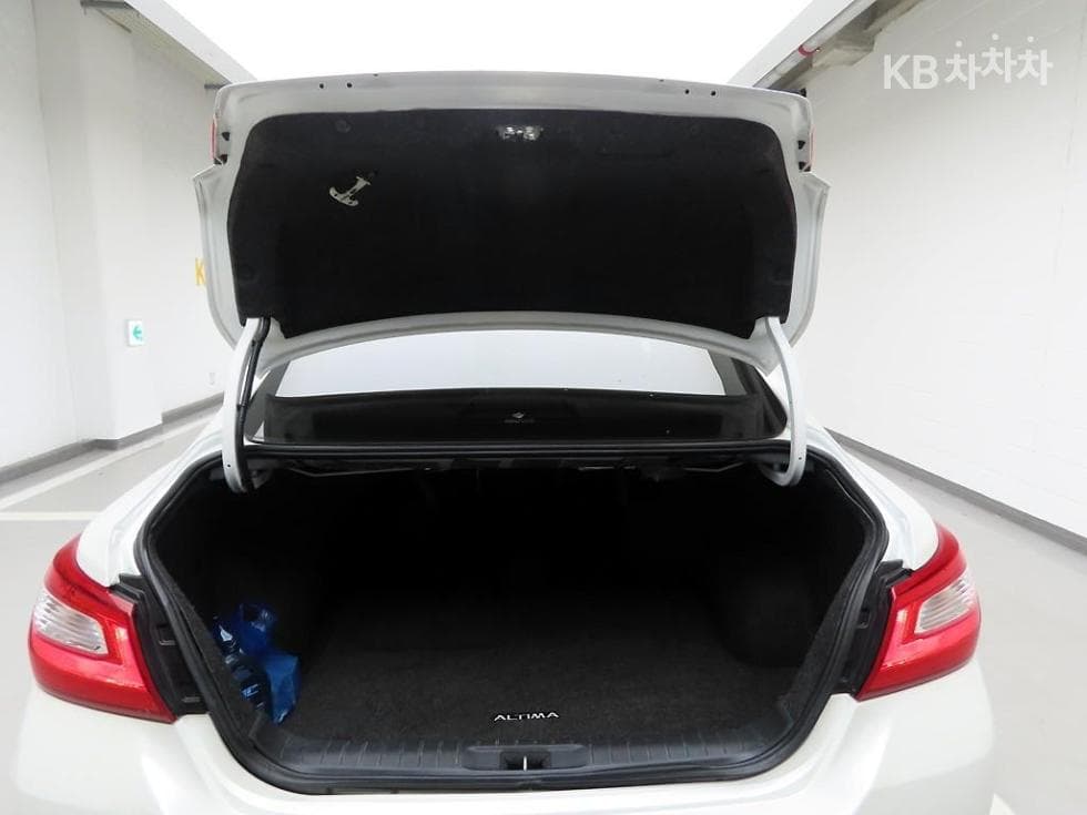 Nissan 알티마2.5 - 5