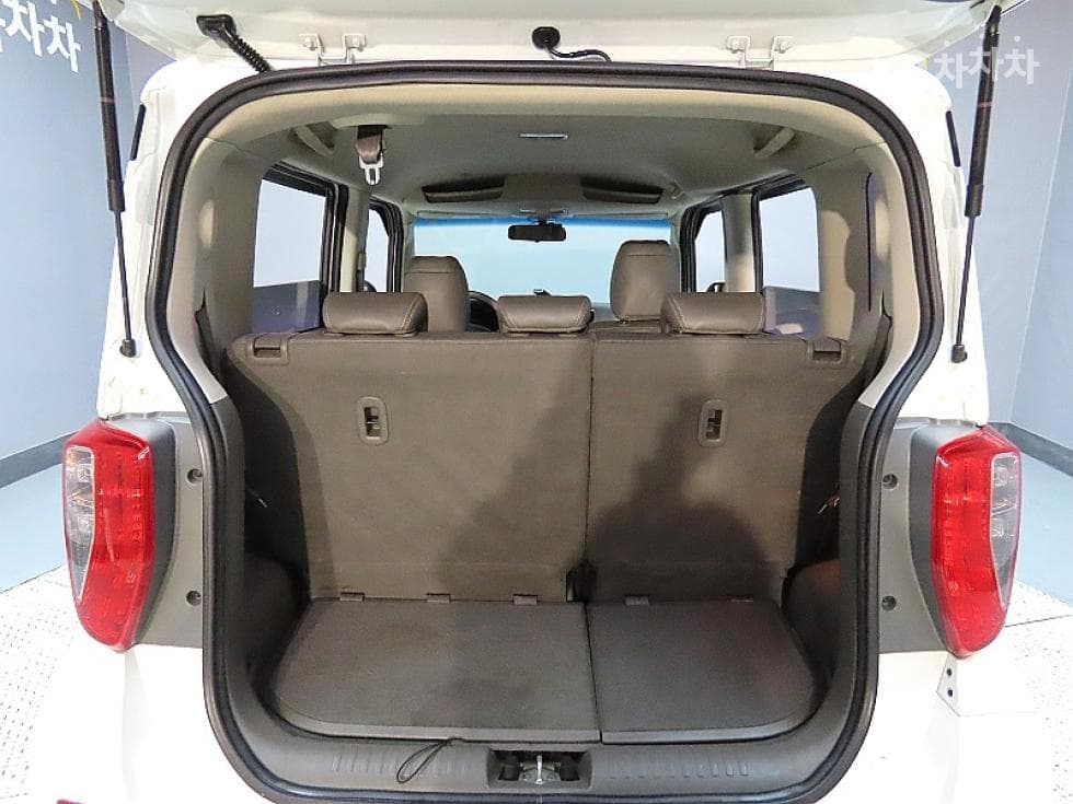Kia Ray (van)1.0 Gasoline Luxury - 19