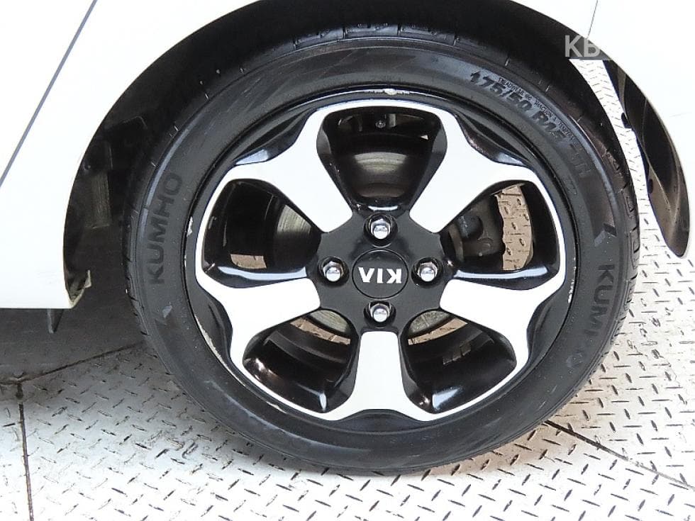 Kia Ray (van)1.0 Gasoline Luxury - 20