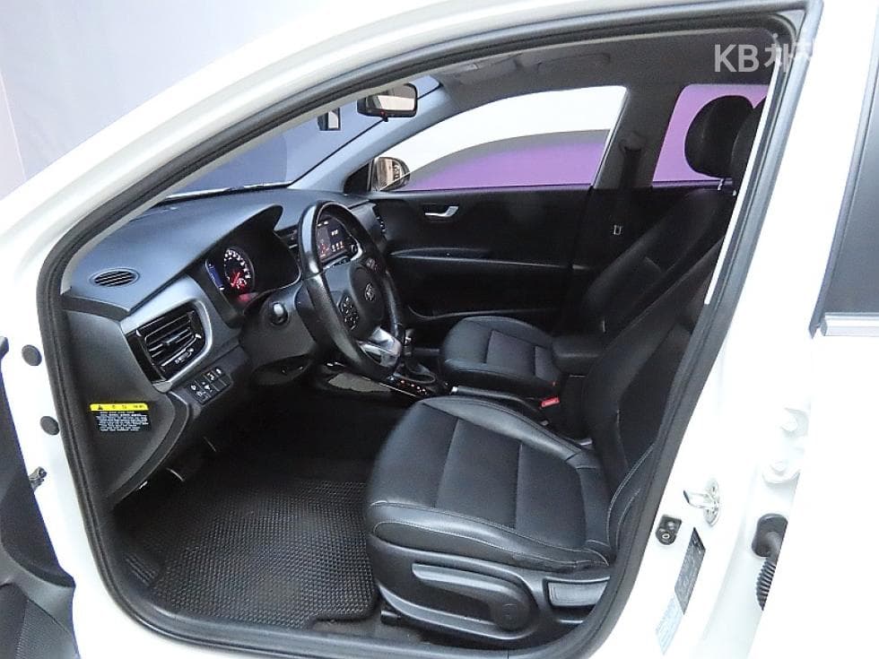 Kia StonicDiesel 1.6 VGT Prestige - 10