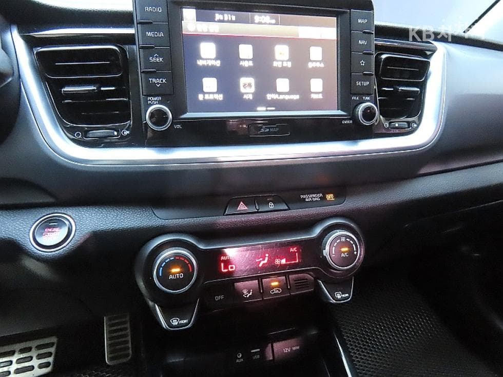 Kia StonicDiesel 1.6 VGT Prestige - 17