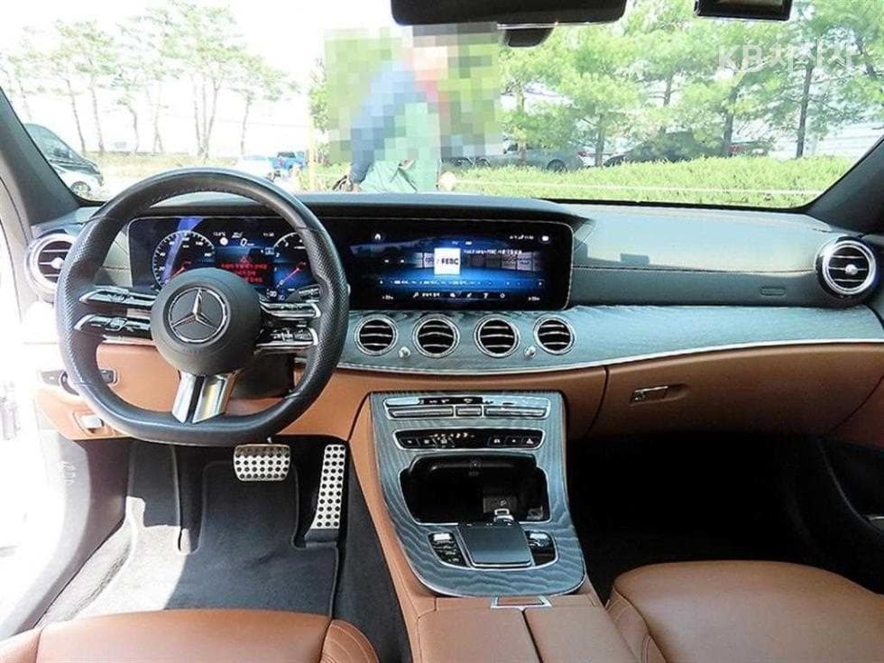 Mercedes-Benz E-Class (W213)E350 4MATIC AMG Line - 7