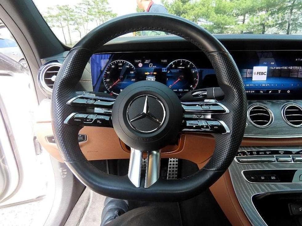 Mercedes-Benz E-Class (W213)E350 4MATIC AMG Line - 8