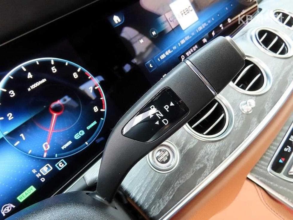 Mercedes-Benz E-Class (W213)E350 4MATIC AMG Line - 11