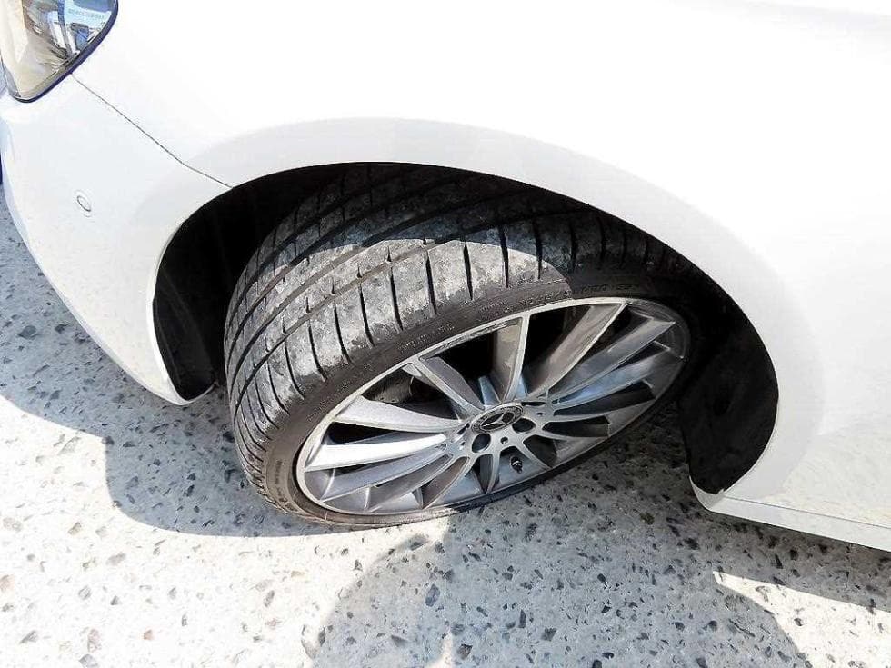 Mercedes-Benz E-Class (W213)E350 4MATIC AMG Line - 20